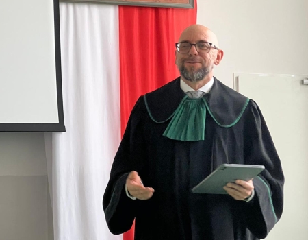 Czy warto studiować prawo?