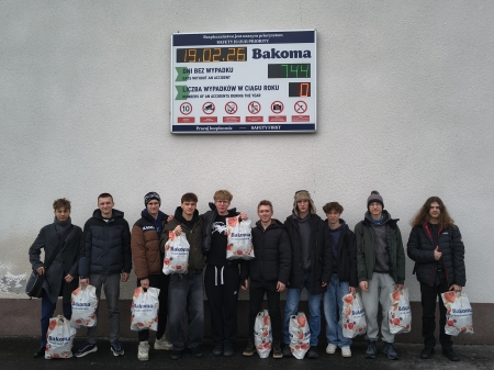 Sprawozdanie z wycieczki szkolnej do zakładu Bakoma w Elżbietowie